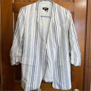 DKNY White and Blue Blazer with Three-Quarter Sleeves